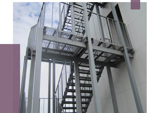 Монтаж пожарных лестниц в Симферополе от 7894 руб.