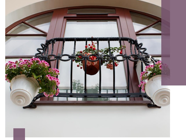 Изготовление и монтаж французских балконов в Симферополе