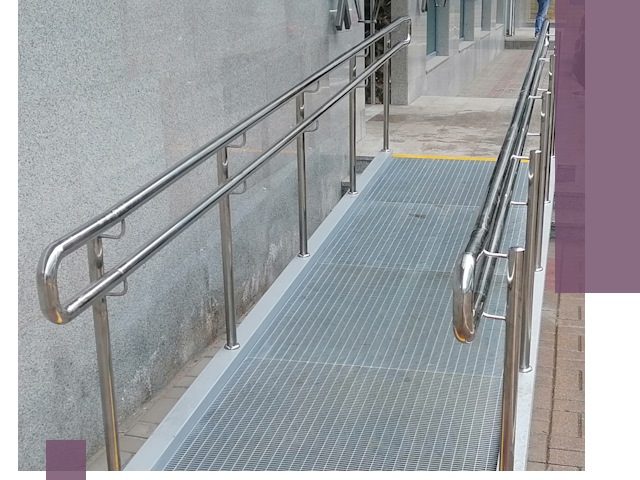 Пандусы для инвалидов в Симферополе — изготовление и монтаж