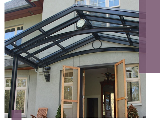 Изготовление и монтаж навесов и козырьков в Симферополе