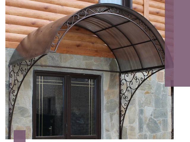 Арочные козырьки под ключ в Симферополе: изготовление и монтаж