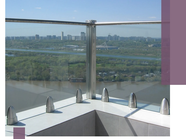 Стеклянные парапеты премиум класса в Симферополе для домов и бизнесов