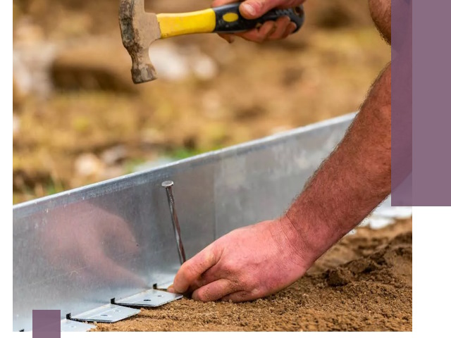 Монтаж металлических бордюров в Симферополе быстро и качественно