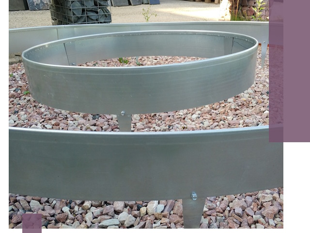 Нержавеющие бордюры под ключ в Симферополе — изготовление и монтаж