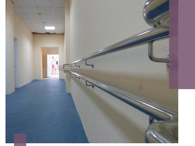 Поручни для инвалидов в Симферополе: изготовление и монтаж